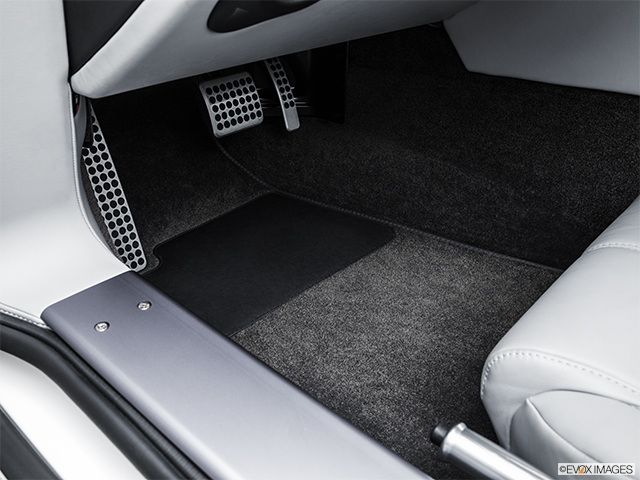 2015 Aston Martin V8 Vantage