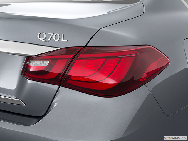 2015 INFINITI Q70L