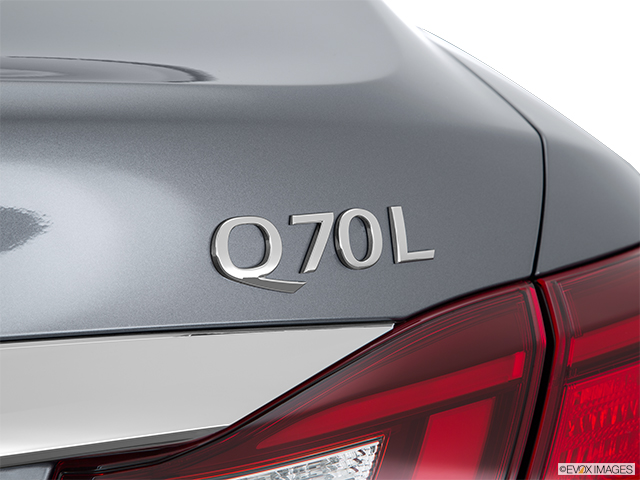 2015 INFINITI Q70L