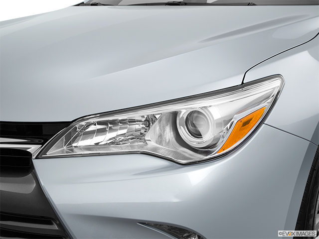 2015 Toyota Camry Hybrid