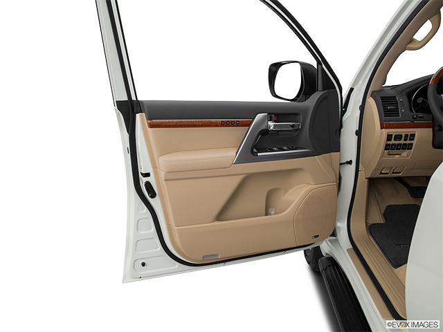 2015 Toyota Land Cruiser