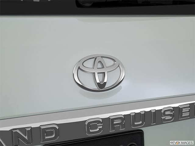 2015 Toyota Land Cruiser