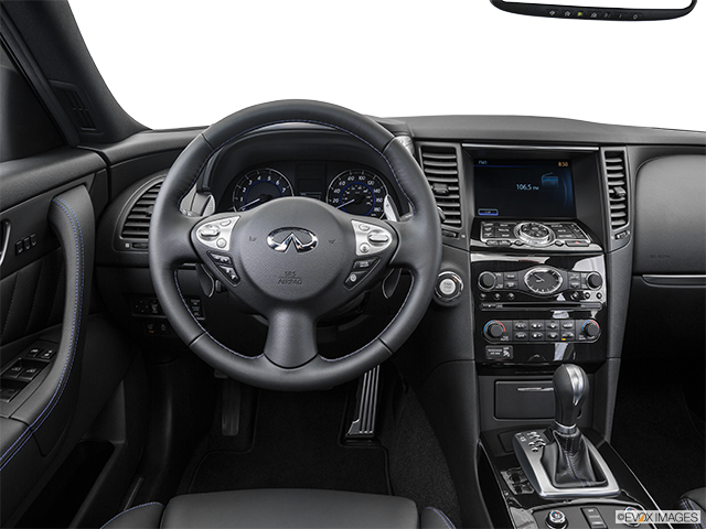 2016 INFINITI QX70