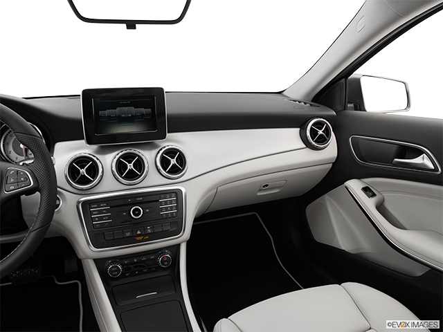 2016 Mercedes-Benz GLA