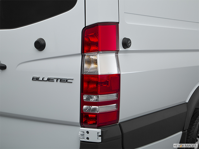 2016 Mercedes-Benz Sprinter Crew Vans