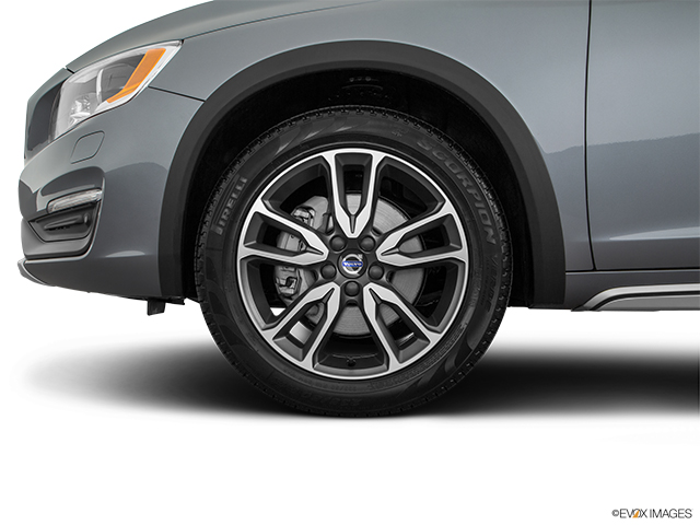 2016 Volvo V60 Cross Country