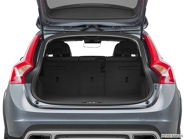 2016 Volvo V60 Cross Country