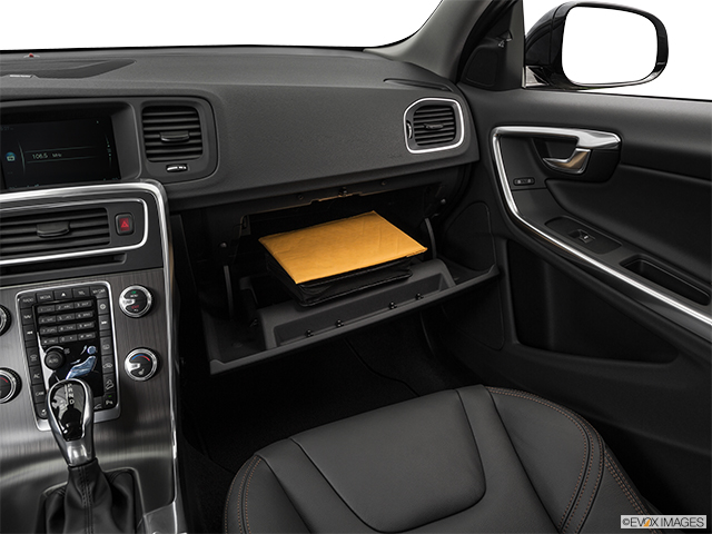 2016 Volvo V60 Cross Country