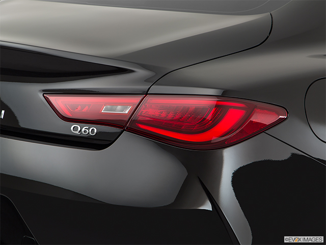 2017 INFINITI Q60