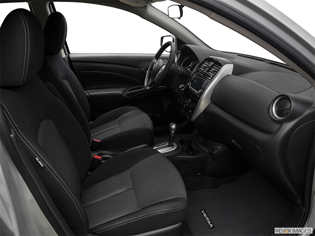 2017 Nissan Versa Sedan