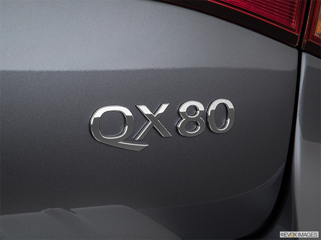 2017 INFINITI QX80
