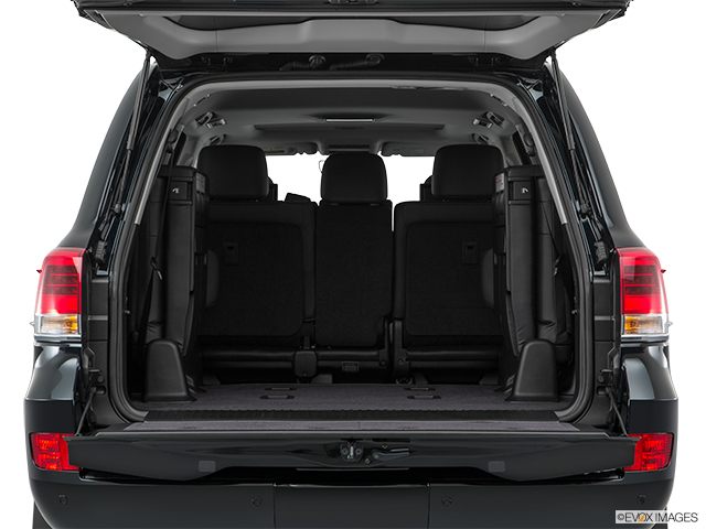 2018 Toyota Land Cruiser