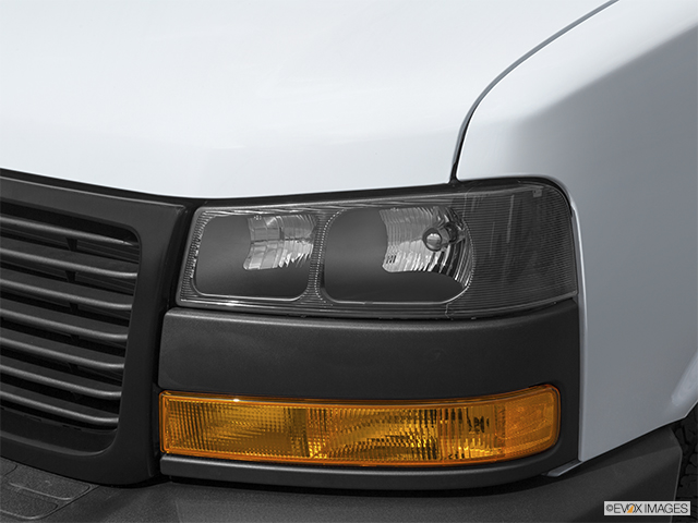 2021 GMC Savana Cargo Van