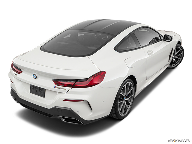 2022 BMW M8