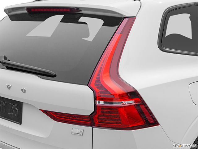 2022 Volvo XC60 Recharge Plug-In Hybrid