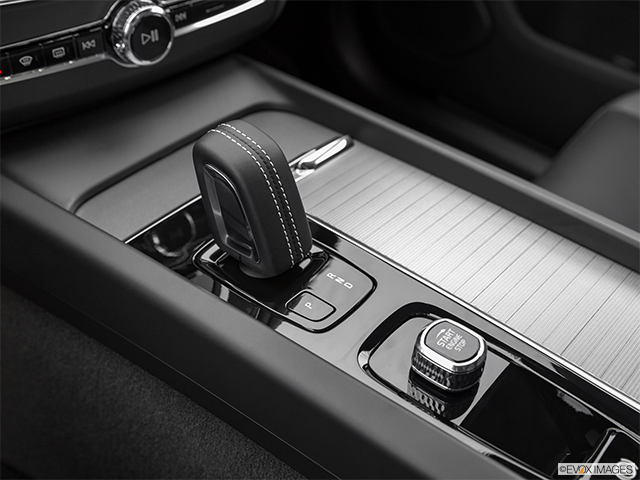 2022 Volvo XC60 Recharge Plug-In Hybrid