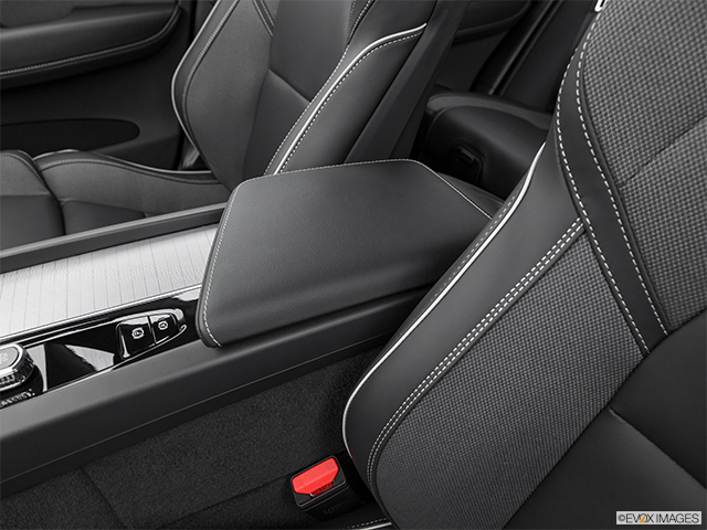 2022 Volvo XC60 Recharge Plug-In Hybrid