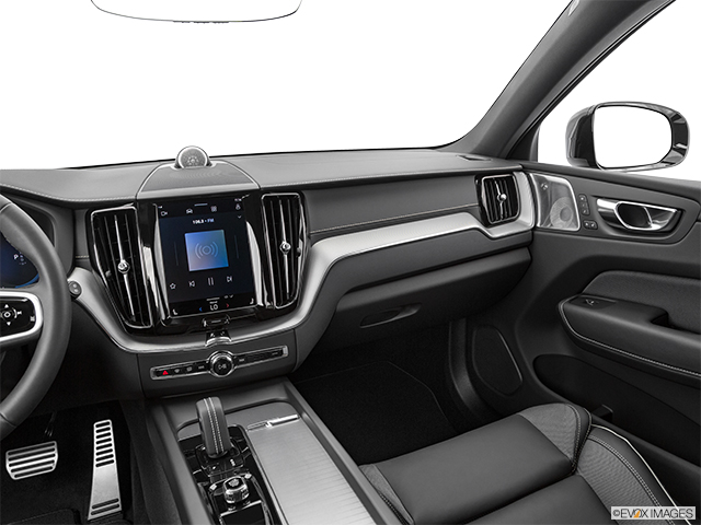 2022 Volvo XC60 Recharge Plug-In Hybrid