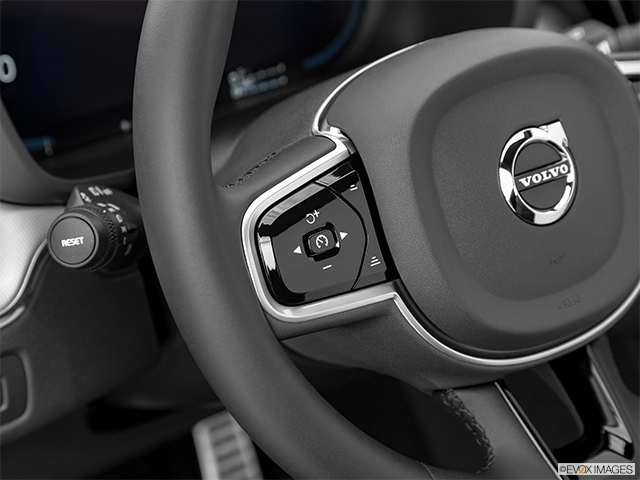 2022 Volvo XC60 Recharge Plug-In Hybrid