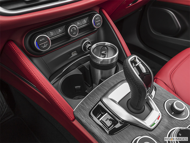 2022 Alfa Romeo Stelvio