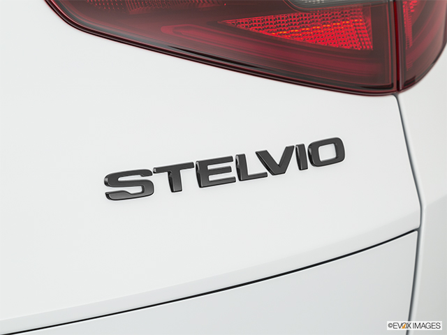 2022 Alfa Romeo Stelvio