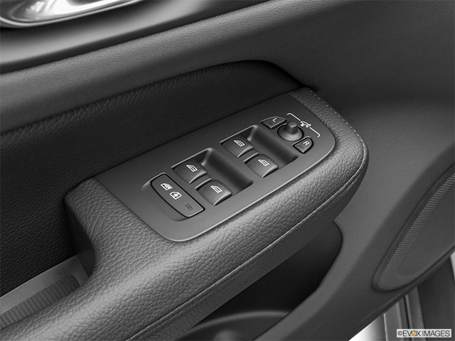 2022 Volvo V60 Cross Country