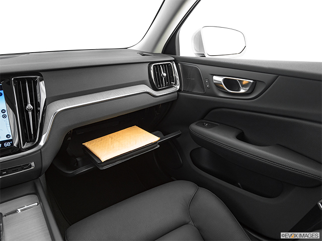 2022 Volvo V60 Cross Country