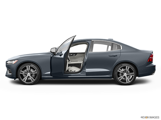 2022 Volvo S60