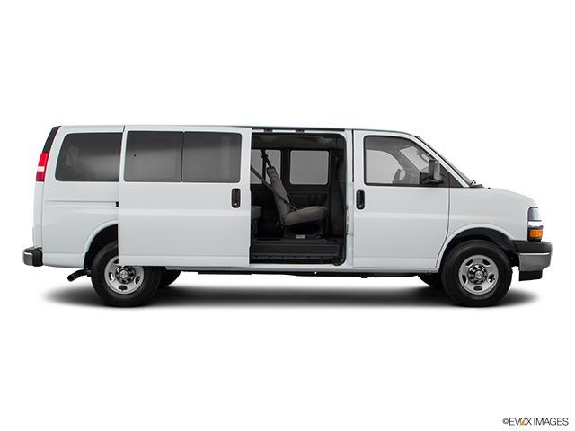 2022 Chevrolet Express Passenger
